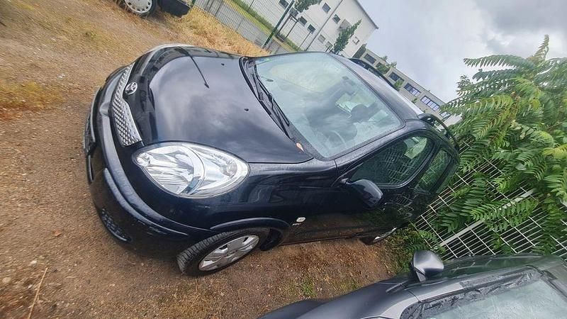 Schwarz Gebraucht 2004 Toyota Yaris Verso Sol Van / Kleinbus | 3.200 € (Fairer Preis) - Bild 1/4