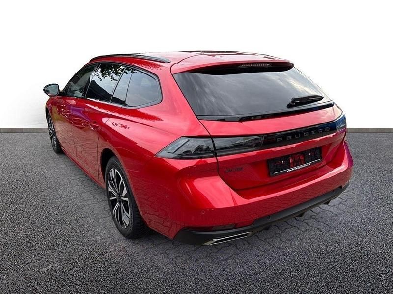 Gebraucht Peugeot 508 SW Allure 131 PS (96 kW) 2024 Rot/typ Kombi