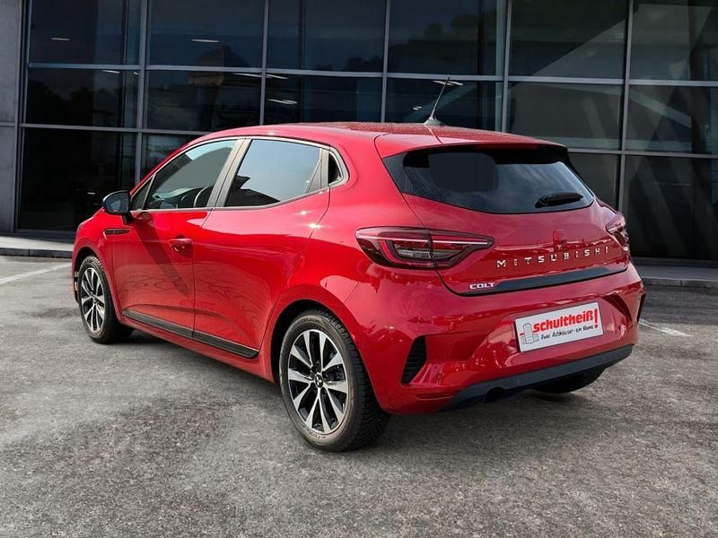 Gebraucht Mitsubishi Colt Plus 91 PS (66 kW) 2024 Rot Kleinwagen