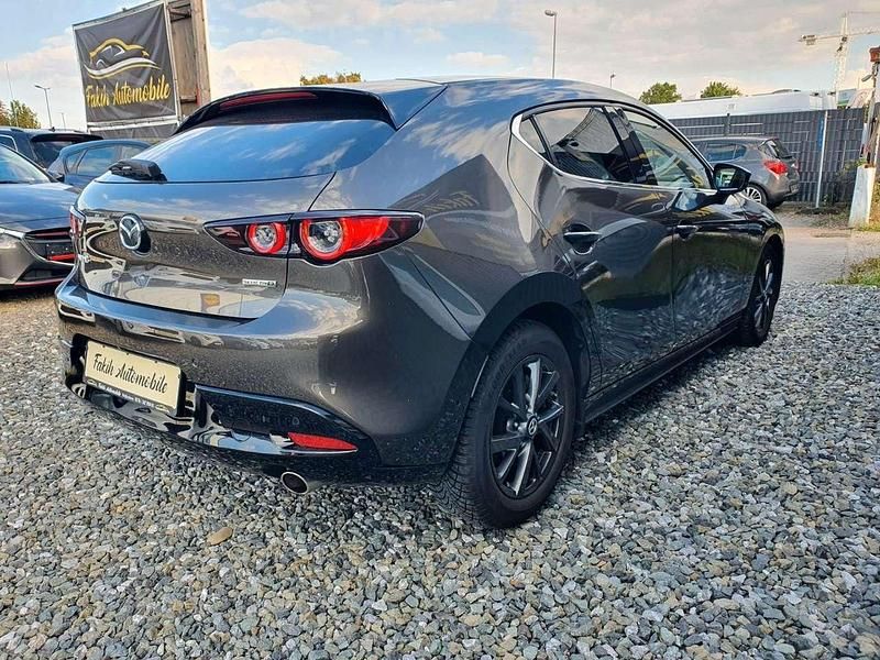 Gebraucht Mazda 3 Selection 116 PS (85 kW) 2019 Titanium flash Limousine