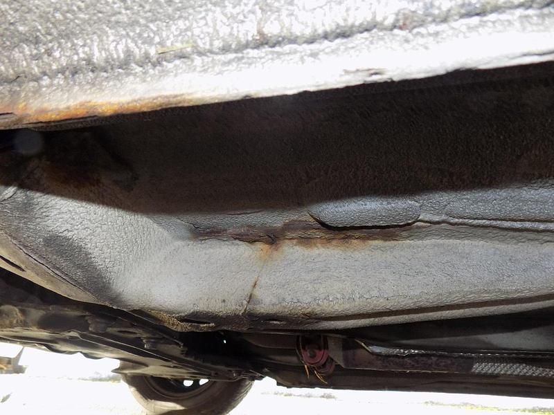 Gebraucht Ford Focus 101 PS (74 kW) 2002 Silber Kleinwagen