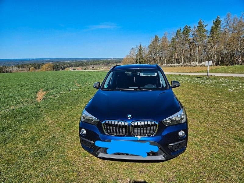 Gebraucht BMW X1 Advantage 150 PS (110 kW) 2016 Blau SUV