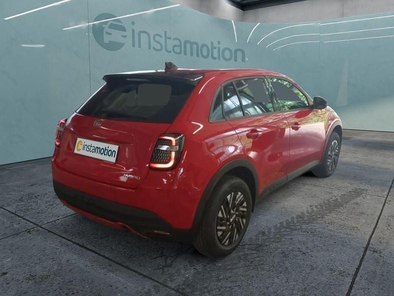 Gebraucht Fiat 600 101 PS (74 kW) 2024 Rot Kleinwagen