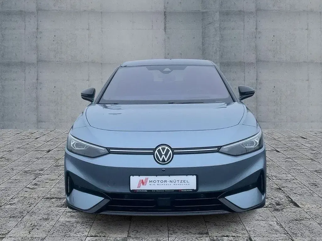 Gebraucht VW ID.7 Pro 210 kW (286 PS) 2024 Blau Limousine