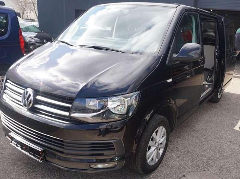 Gebraucht VW Transporter 150 PS (110 kW) 2019 Deep black perleffekt Van