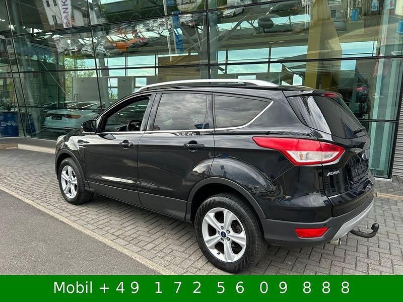 Schwarz Gebraucht 2015 Ford Kuga Trend SUV | 9.750 € (Fairer Preis) - Bild 1/4