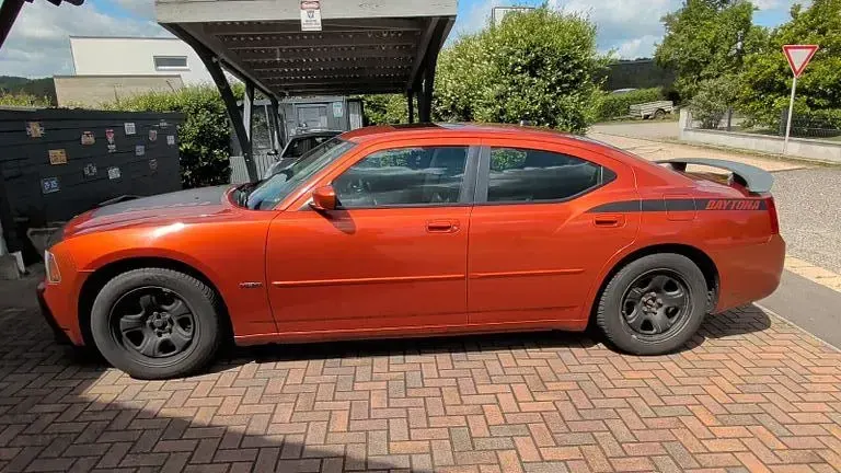 Gebraucht Dodge Charger 350 PS (257 kW) 2006 Orange Limousine