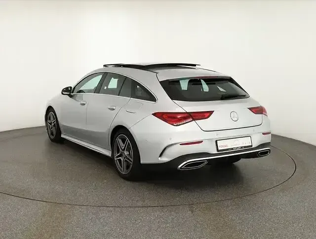 Second-hand Mercedes CLA250 224 CP (164 kW) 2021 Argintiu Berlinǎ