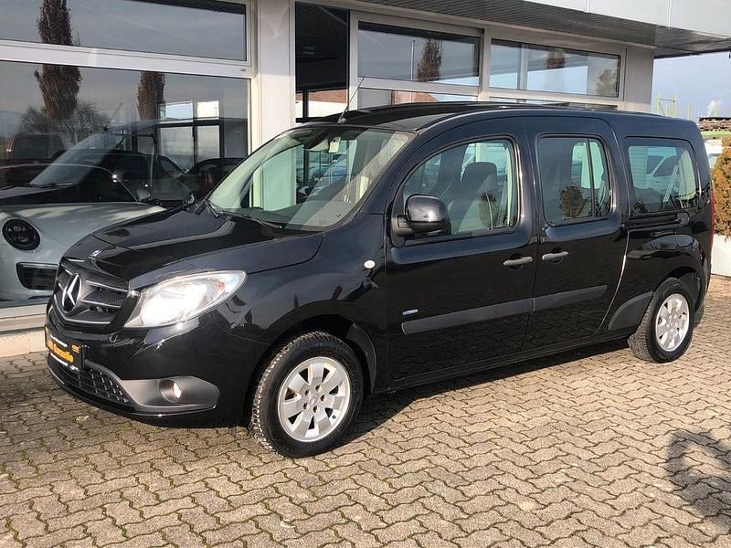 Gebraucht Mercedes Citan 111 Edition 110 PS (80 kW) 2017 Schwarz Kombi
