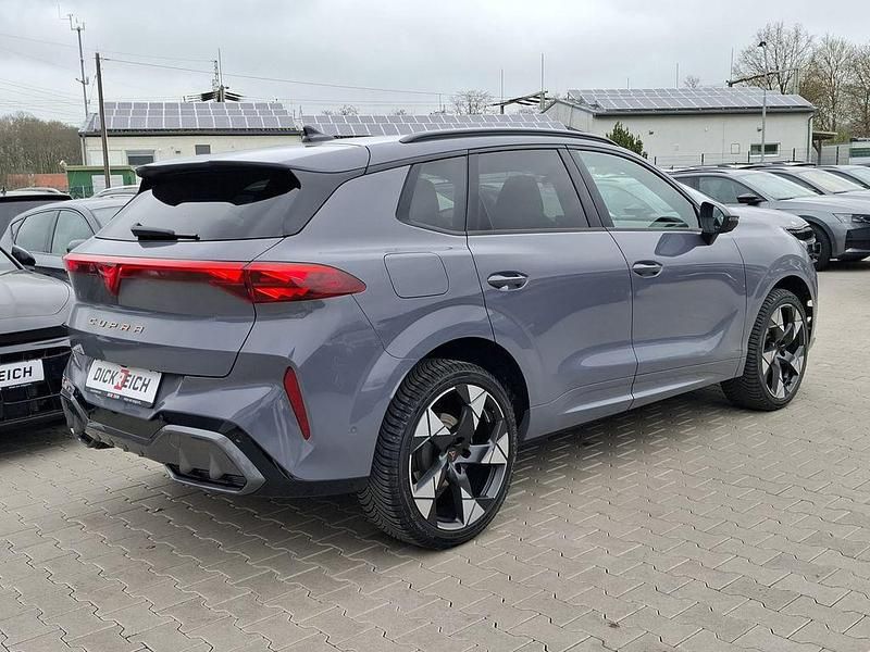 Second-hand Cupra Terramar 150 CP (110 kW) 2025 Gri SUV