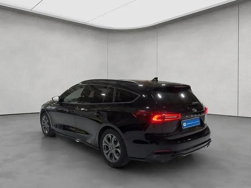 Gebraucht Ford Focus ST-Line X 155 PS (114 kW) 2024 Agate black metallic Kombi
