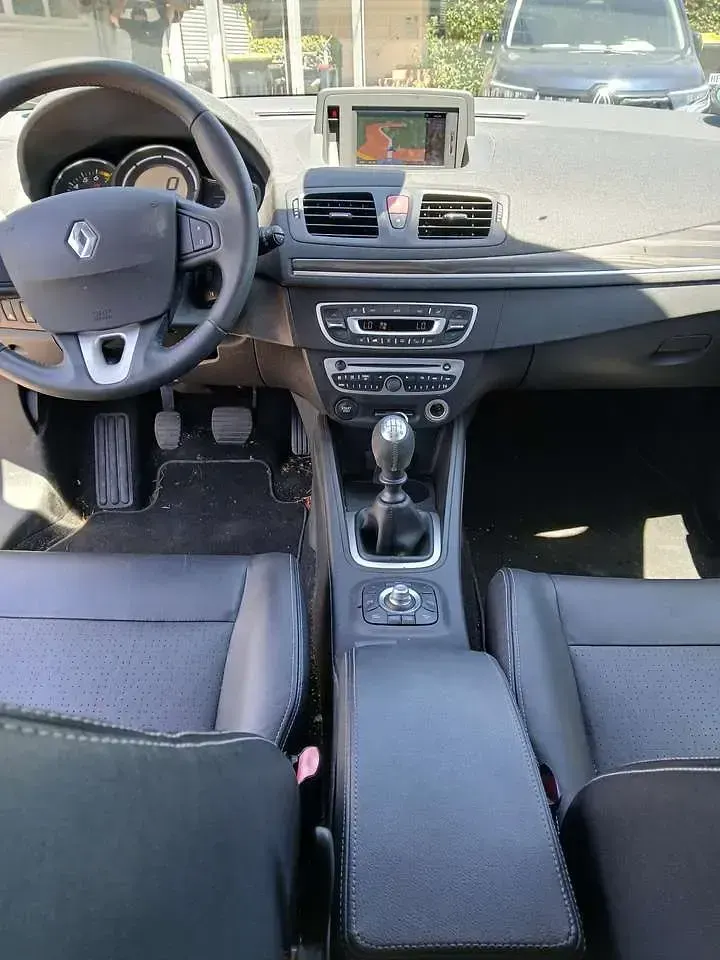 Gebraucht Renault Mégane III Luxe 131 PS (96 kW) 2009 Braun Kleinwagen