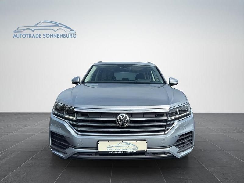 Gebraucht VW Touareg 231 PS (169 kW) 2020 Silber SUV
