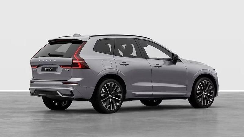 Neu Volvo XC60 Plus 455 PS (334 kW) 2026 Silber SUV