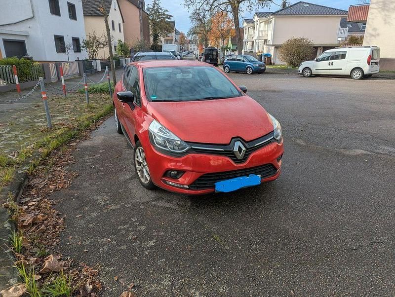 Gebraucht Renault Clio IV LIMITED 90 PS (66 kW) 2019 Rot Limousine