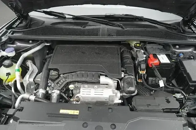 Usata Citroën C5 X Feel 131 CV (96 kW) 2023 Grigio Station wagon