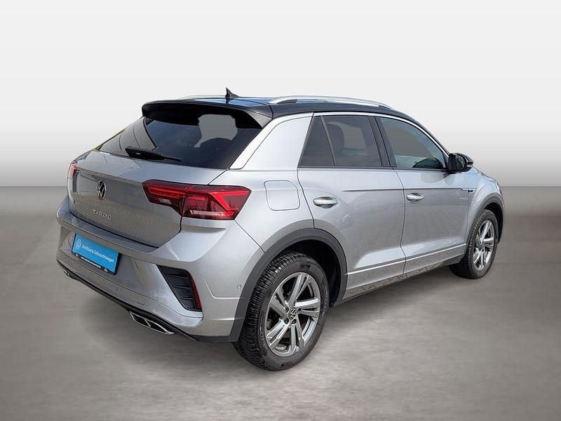 Gebraucht VW T-Roc R-line 110 PS (80 kW) 2023 Pyrit silber metallic SUV