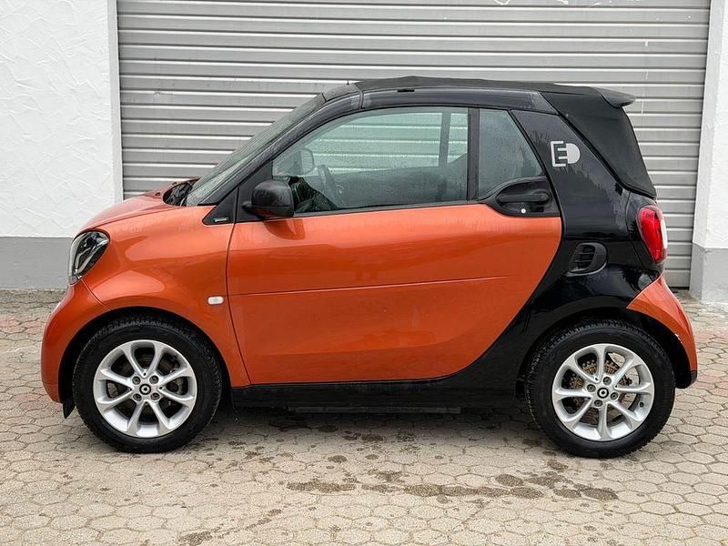 Gebraucht Smart ForTwo Cabrio 41 kW (56 PS) 2017 Orange Cabrio