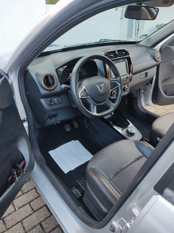 Gebraucht Dacia Spring Comfort Plus 33 kW (45 PS) 2022 Silber Kleinwagen