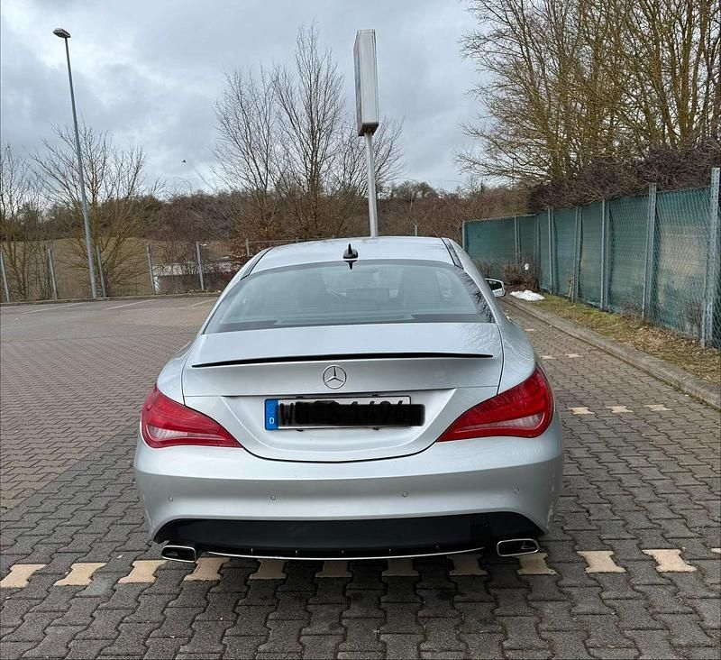 Gebraucht Mercedes CLA180 122 PS (89 kW) 2014 Silber Limousine