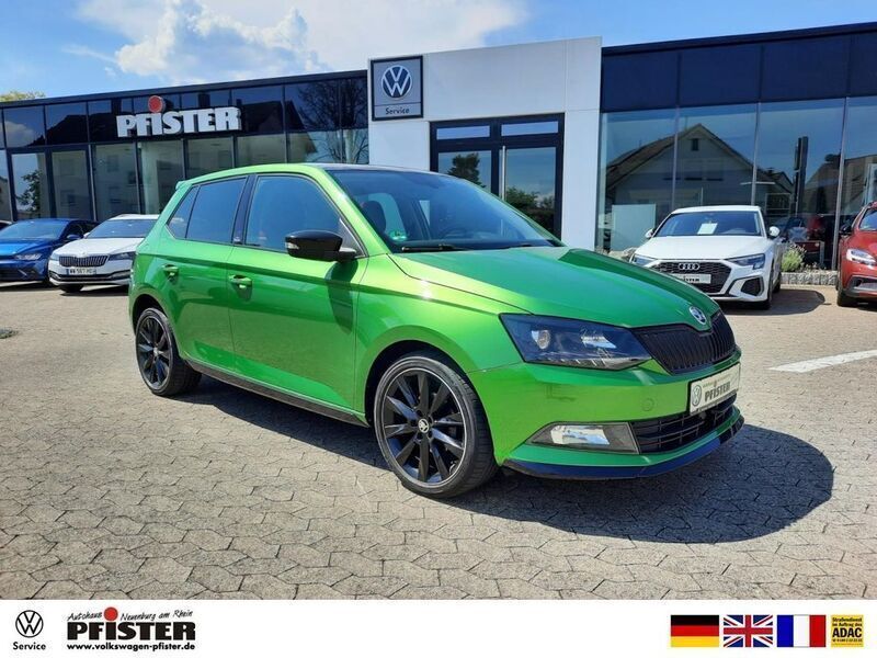 Rallyegrün Gebraucht 2017 Skoda Fabia Monte Carlo Limousine | 10.999 € (Teuer) - Bild 1/4