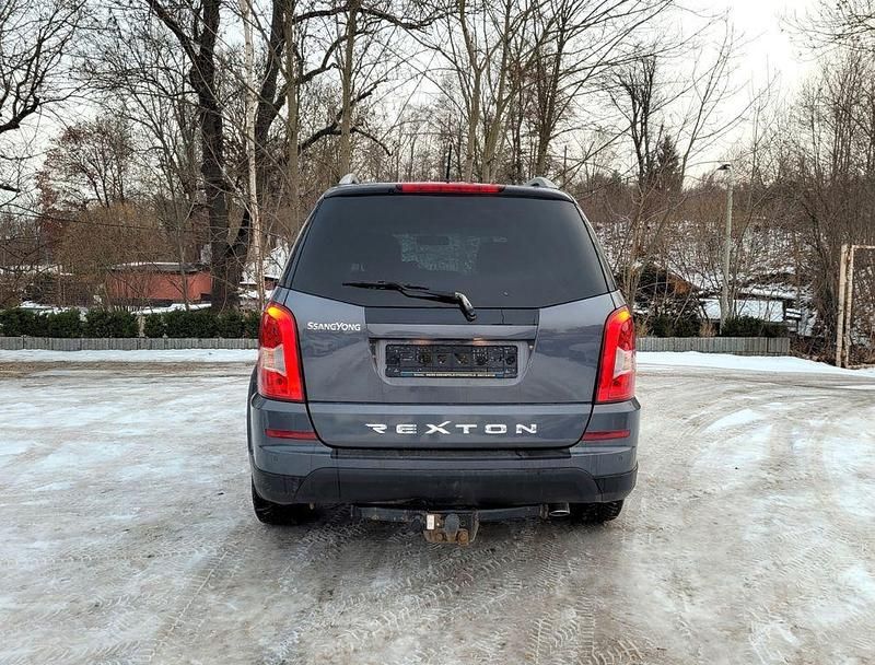 Gebraucht SsangYong Rexton Sapphire 178 PS (130 kW) 2017 Grau SUV