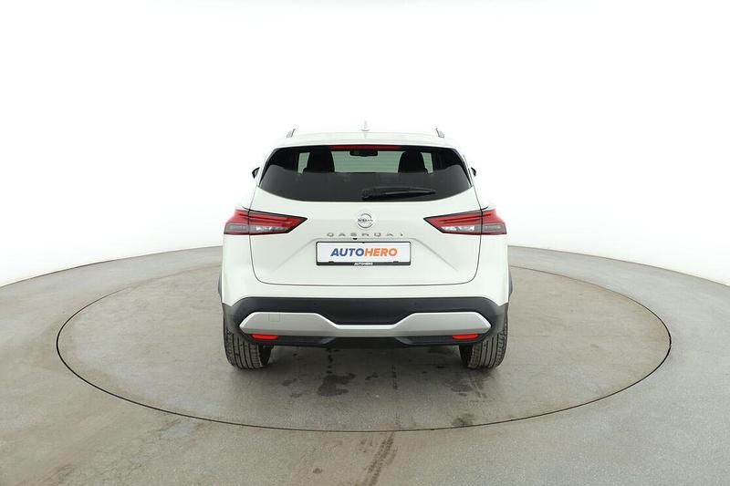 Gebraucht Nissan Qashqai 158 PS (116 kW) 2021 Weiß SUV