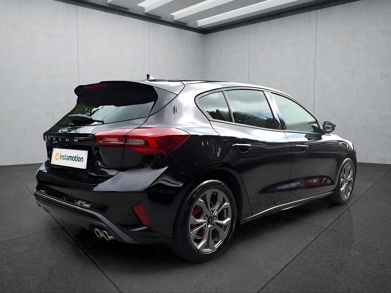 Neu Ford Focus ST-Line 125 PS (91 kW) 2025 Schwarz Limousine
