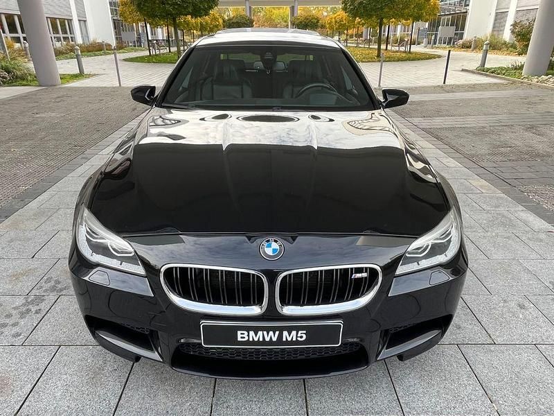 Gebraucht BMW M5 Shadowline 560 PS (411 kW) 2014 Schwarz Limousine