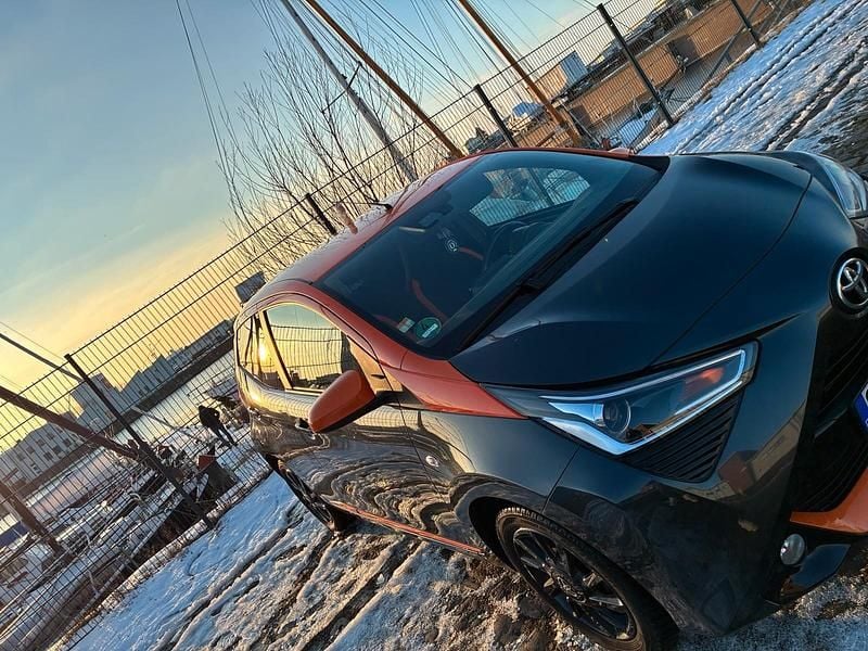 Gebraucht Toyota Aygo Edition 72 PS (52 kW) 2020 Grau Kleinwagen