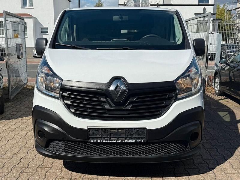 Weiß Gebraucht 2019 Renault Trafic Van / Kleinbus | 12.450 € (Superpreis) - Bild 1/4