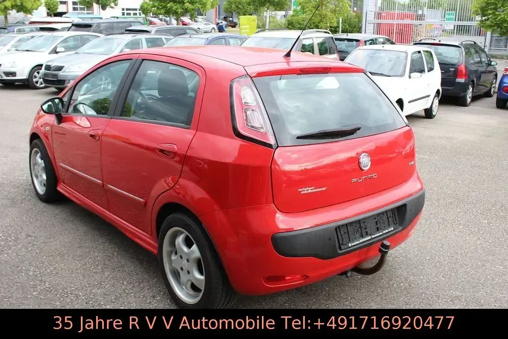 Gebraucht Fiat Punto Evo Dynamic 84 PS (61 kW) 2011 Rot Kleinwagen