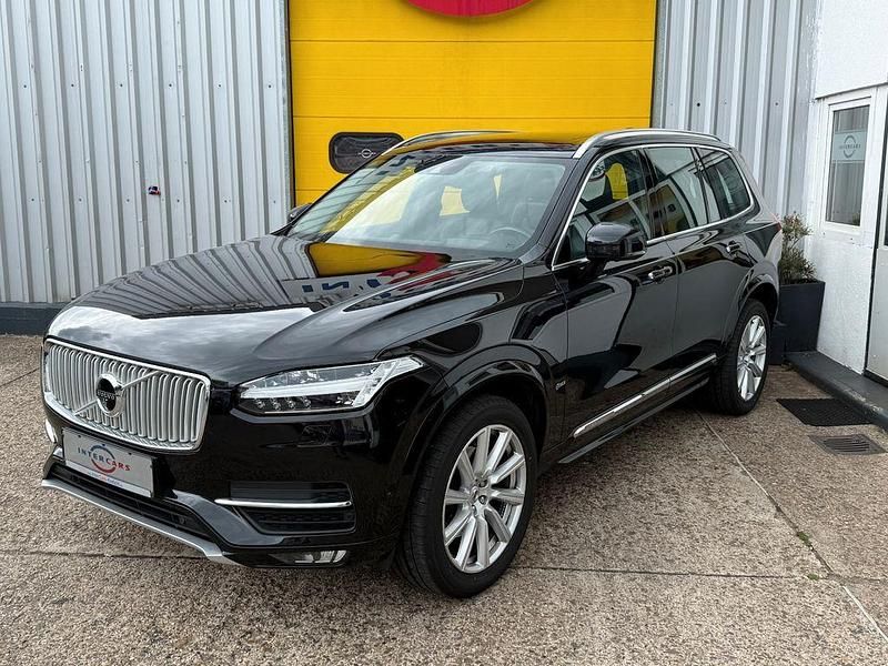 Schwarz Gebraucht 2015 Volvo XC90 Inscription SUV | 19.900 € (Fairer Preis) - Bild 1/4