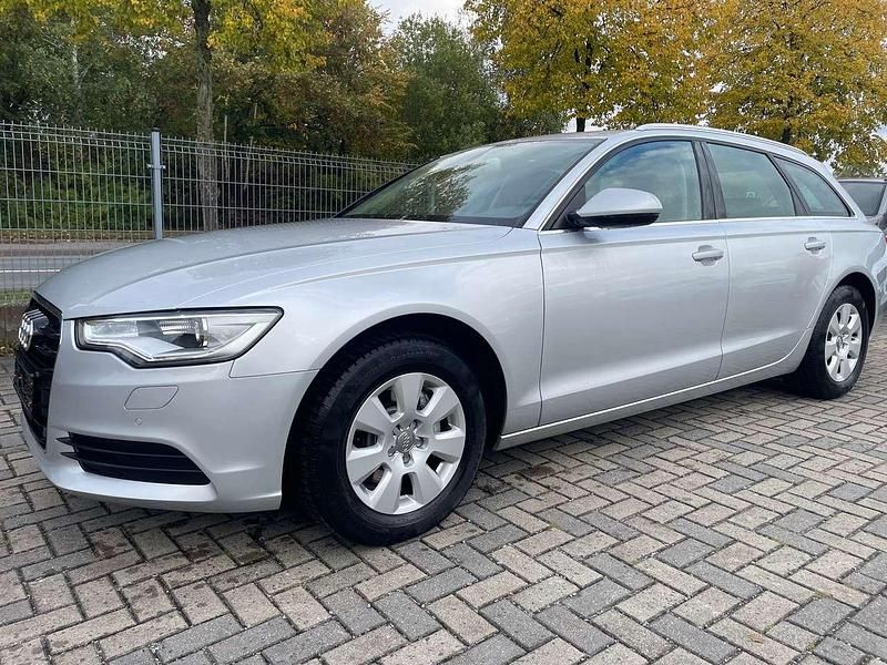 Eissilber metallic Gebraucht 2012 Audi A6 Kombi | 9.300 € (Superpreis) - Bild 1/4