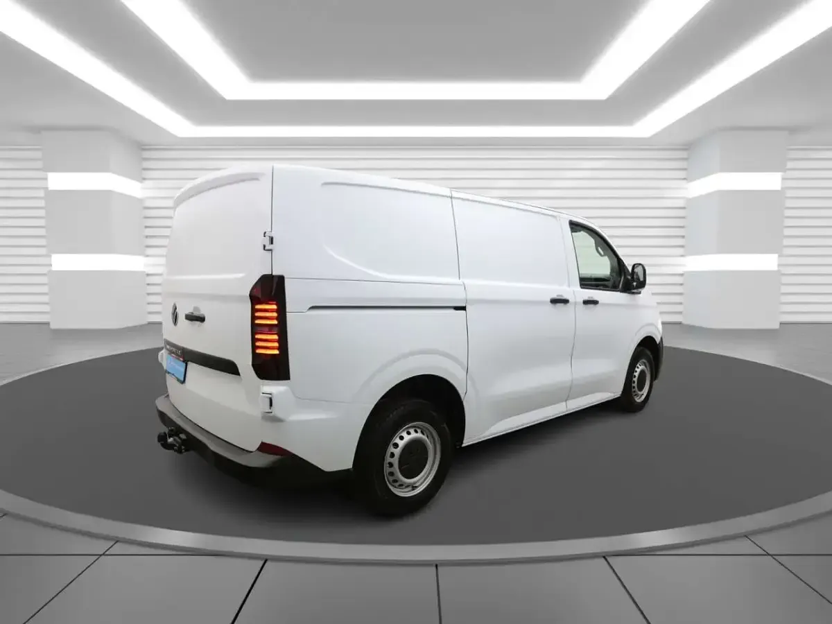Neu VW Transporter 150 PS (110 kW) 2026 Clear white, solid Van
