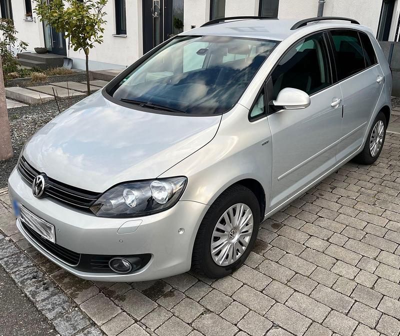 Gebraucht VW Golf Plus Cross Life 122 PS (89 kW) 2013 Silber Van / Kleinbus