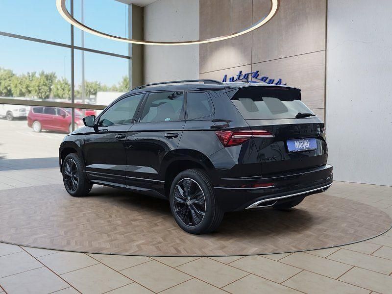 Neu Skoda Karoq SportLine 150 PS (110 kW) 2025 Black magic SUV