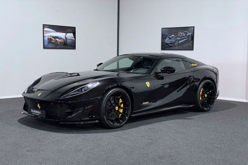 Schwarz Gebraucht 2022 Ferrari 812 Cabrio | 498.900 € - Bild 1/4