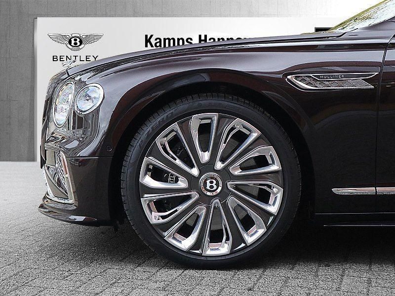 Gebraucht Bentley Flying Spur Mulliner 782 PS (575 kW) 2024 Braun Limousine