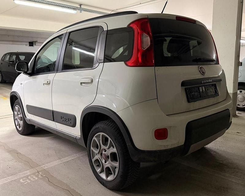 Gebraucht Fiat Panda Rock 95 PS (69 kW) 2016 Weiß Kleinwagen