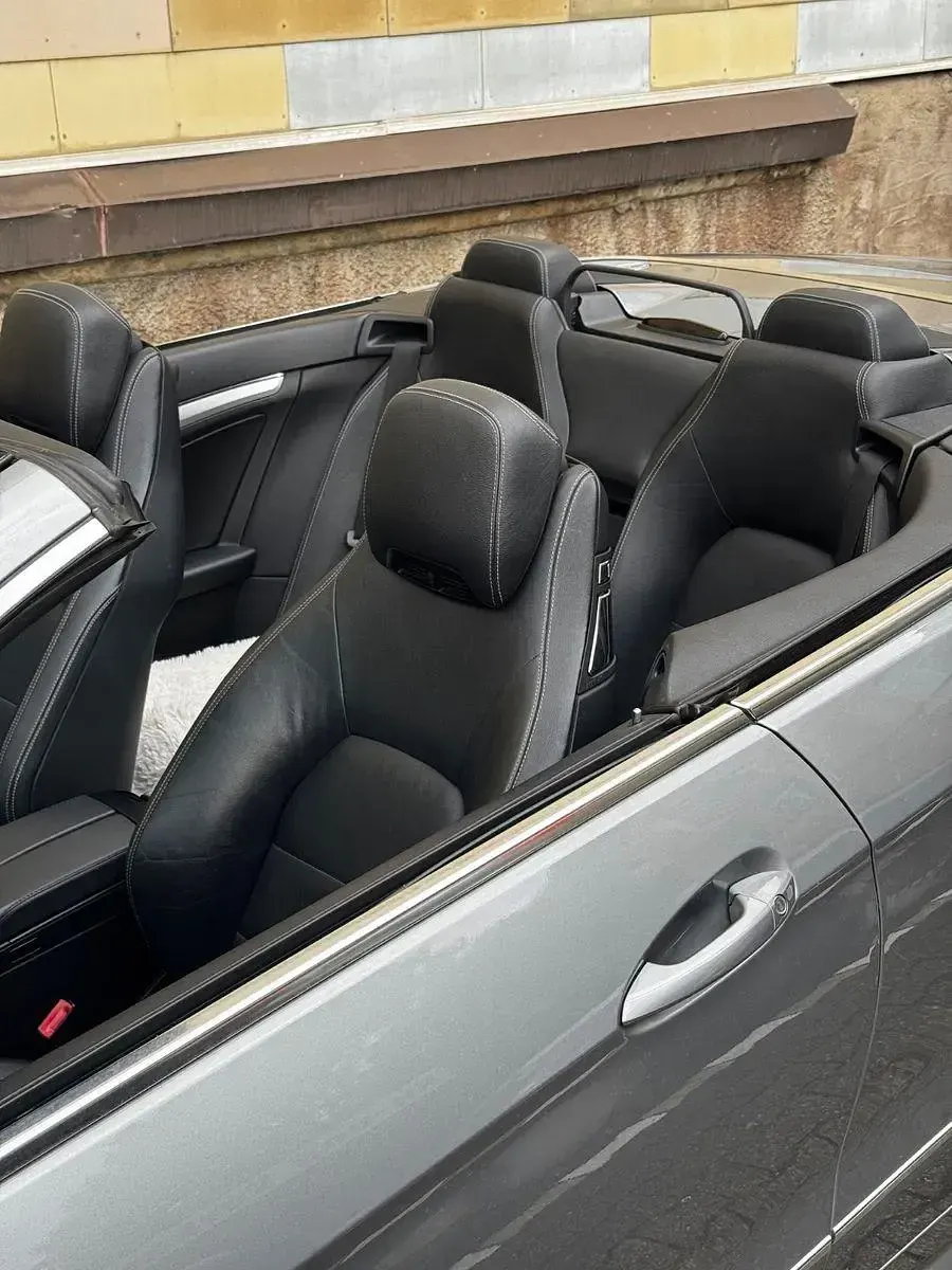 Gebraucht Mercedes E350 AMG line 265 PS (194 kW) 2013 Grau Cabrio