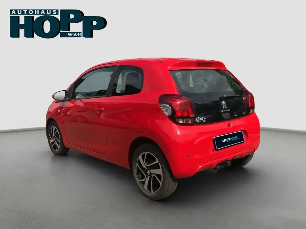 Gebraucht Peugeot 108 Active 82 PS (60 kW) 2016 Scarlet rot Kleinwagen