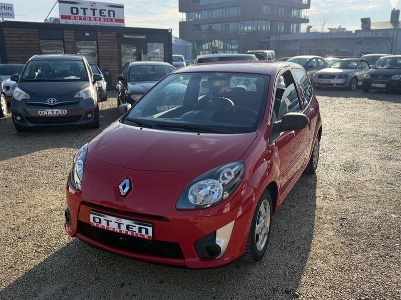 Rot Gebraucht 2011 Renault Twingo Kleinwagen | 3.490 € (Fairer Preis) - Bild 1/4