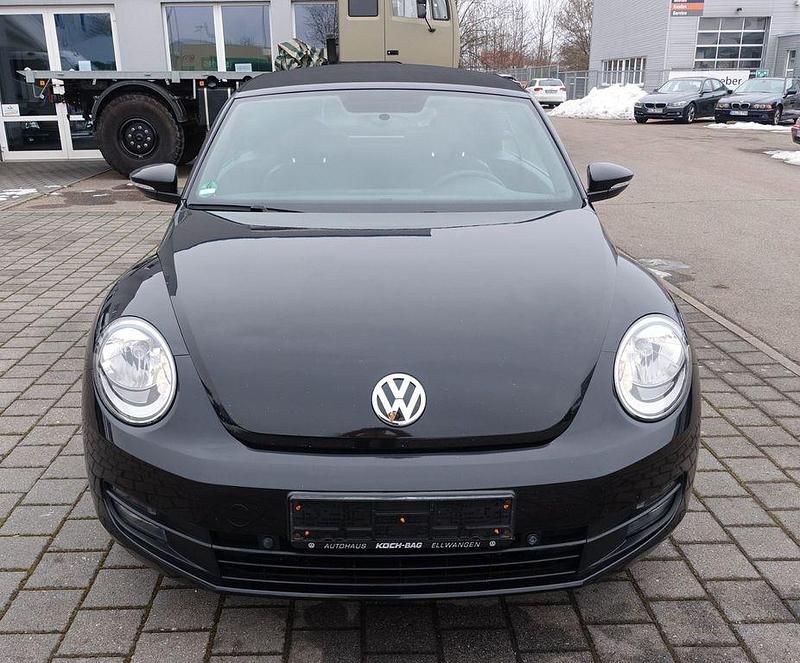 Gebraucht VW Beetle Cabriolet Basis 160 PS (117 kW) 2013 Schwarz Cabrio