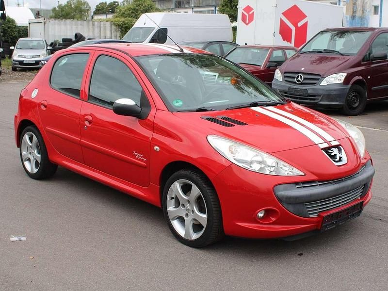 Rot Gebraucht 2012 Peugeot 206 Basis Kleinwagen | 3.650 € (Fairer Preis) - Bild 1/4