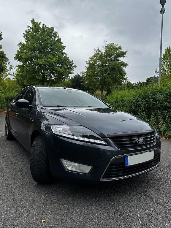 Grau Gebraucht 2007 Ford Mondeo Limousine | 3.499 € (Teuer) - Bild 1/4