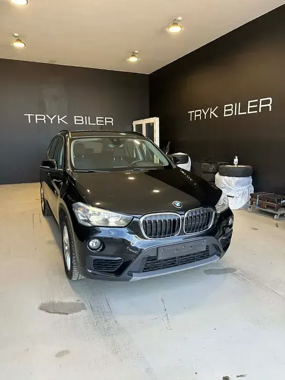Second-hand BMW X1 150 CP (110 kW) 2018 Negru SUV