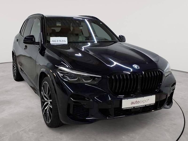 M carbonschwarz metallic Gebraucht 2022 BMW X5 Comfort Edition SUV | 46.990 € (Superpreis) - Bild 1/4