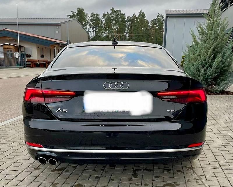 Second-hand Audi A5 Sport 190 CP (139 kW) 2018 Negru Coupe