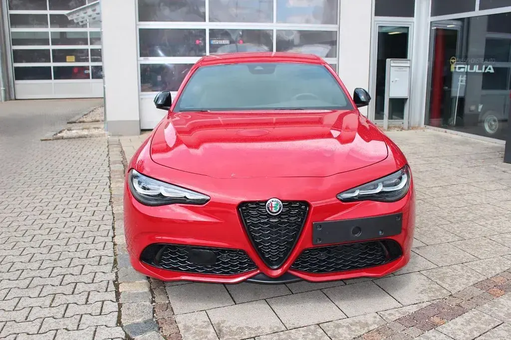 Gebraucht Alfa Romeo Giulia Competizione 280 PS (205 kW) 2023 Rot Limousine